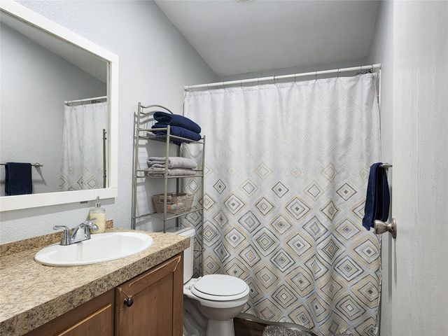 3262 Fm 1566 W, Celeste, TX 75423