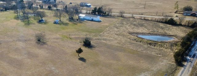 3262 Fm 1566 W, Celeste, TX 75423