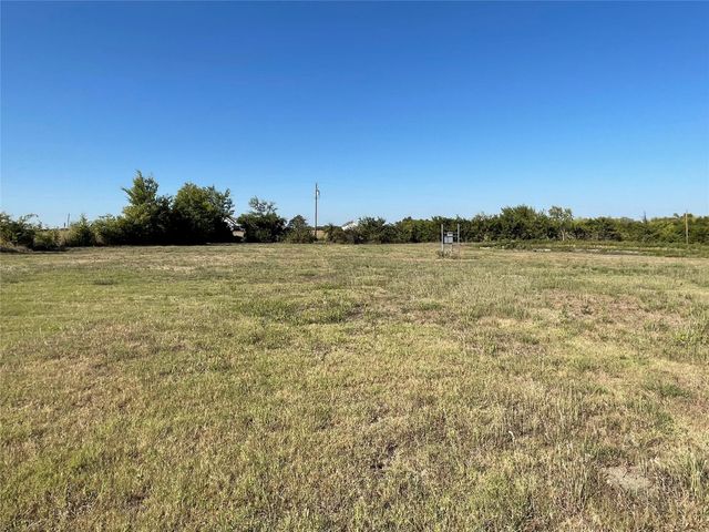 3262 Fm 1566 W, Celeste, TX 75423