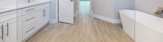 1025 NW 16th PL, Cape Coral, FL 33993