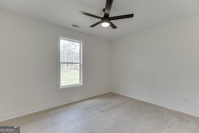 5422 Copper Creek Road, Flowery Branch, GA 30542