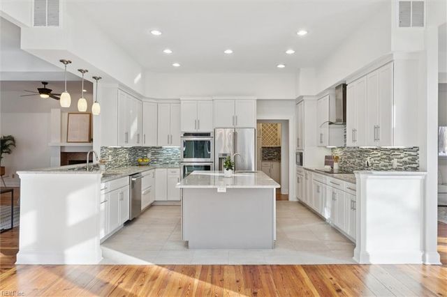 16 Mile CRSE, Williamsburg, VA 23185