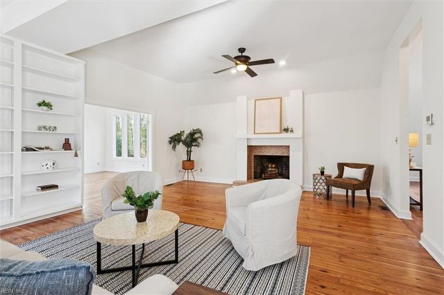 16 Mile CRSE, Williamsburg, VA 23185