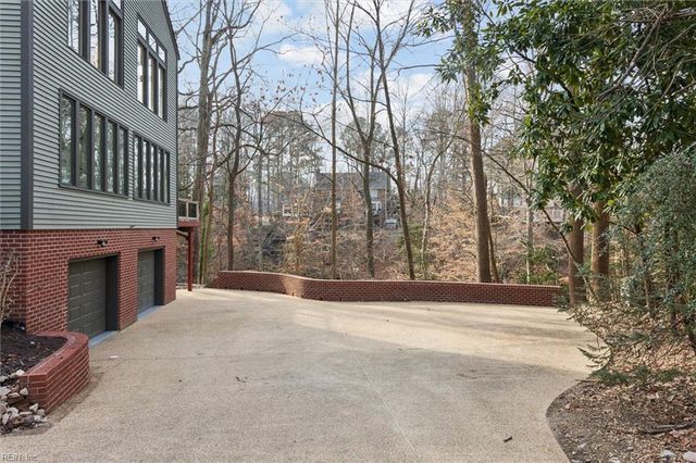 16 Mile CRSE, Williamsburg, VA 23185