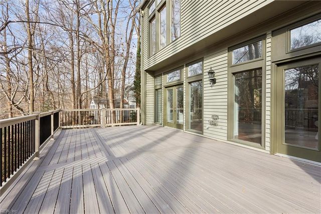 16 Mile CRSE, Williamsburg, VA 23185