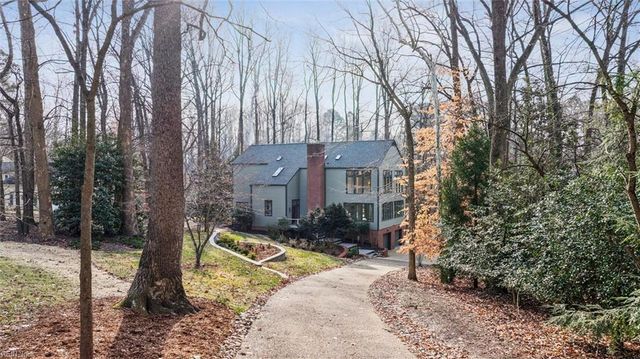 16 Mile CRSE, Williamsburg, VA 23185