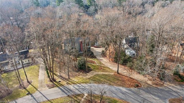 16 Mile CRSE, Williamsburg, VA 23185