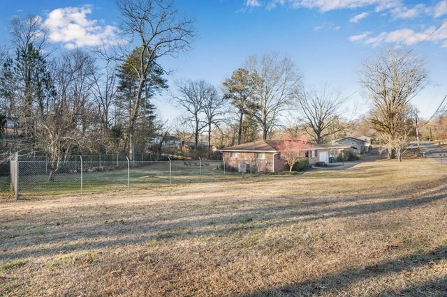 1416 Highland Way, Hixson, TN 37343
