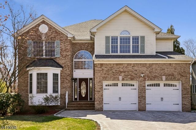 11 Windemere Ct, Hanover Twp., NJ 07981