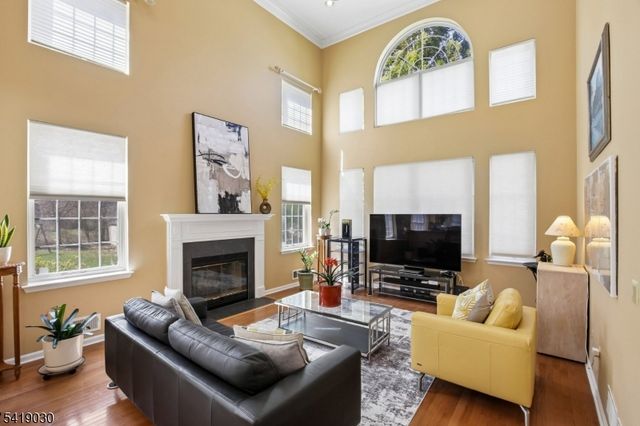 11 Windemere Ct, Hanover Twp., NJ 07981