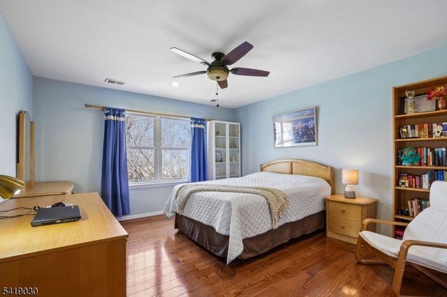 11 Windemere Ct, Hanover Twp., NJ 07981