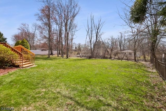 11 Windemere Ct, Hanover Twp., NJ 07981