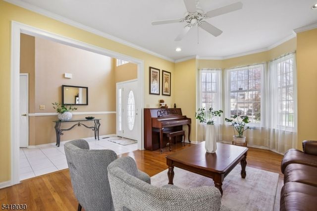 11 Windemere Ct, Hanover Twp., NJ 07981