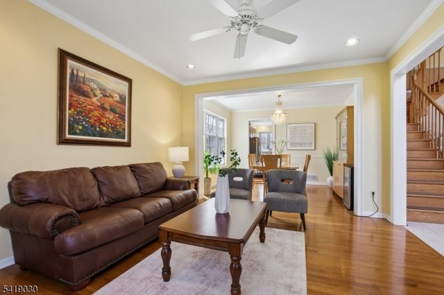 11 Windemere Ct, Hanover Twp., NJ 07981