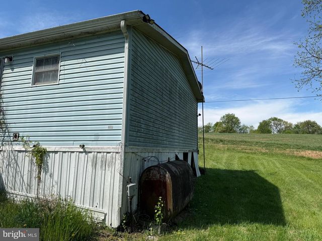 344 BROWN, Clear Brook, VA 22624