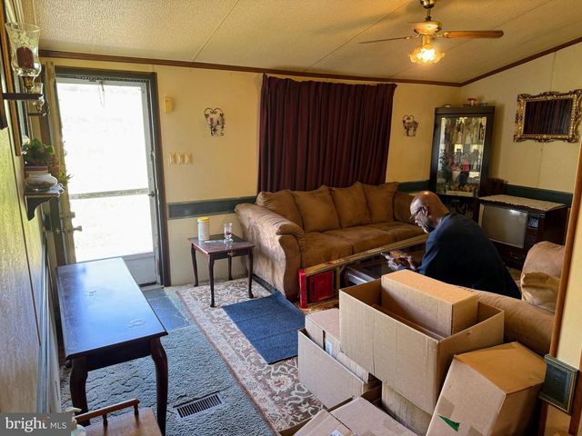 344 BROWN, Clear Brook, VA 22624