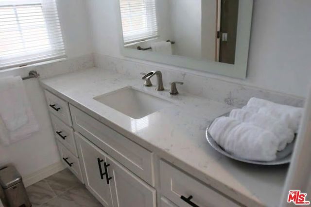 8719 YORKTOWN Avenue, Los Angeles, CA 90045