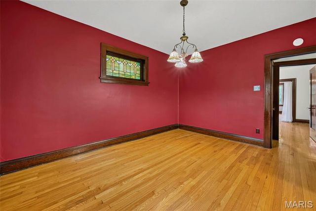 5417 Grace Avenue, St Louis, MO 63116