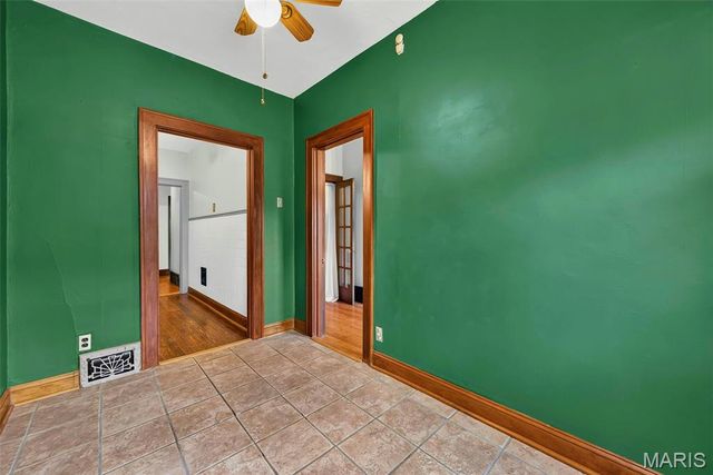5417 Grace Avenue, St Louis, MO 63116