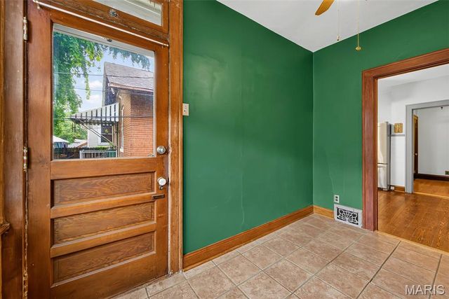 5417 Grace Avenue, St Louis, MO 63116