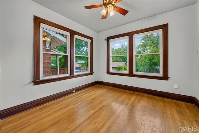 5417 Grace Avenue, St Louis, MO 63116