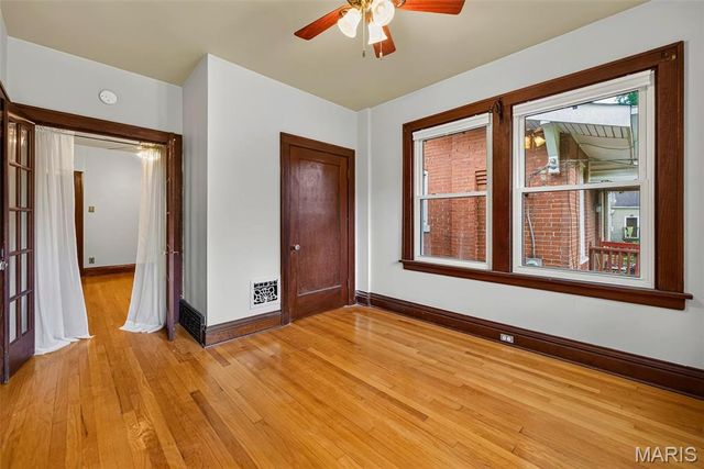 5417 Grace Avenue, St Louis, MO 63116