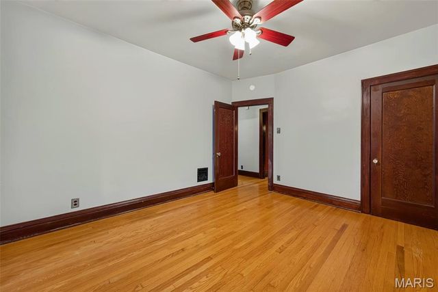 5417 Grace Avenue, St Louis, MO 63116