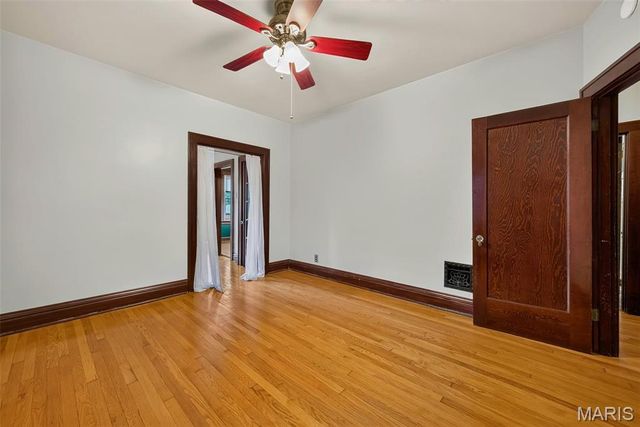 5417 Grace Avenue, St Louis, MO 63116