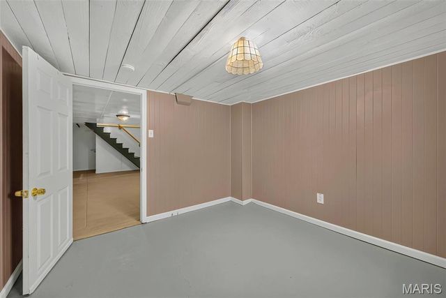 5417 Grace Avenue, St Louis, MO 63116