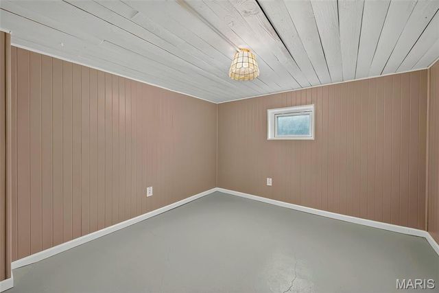 5417 Grace Avenue, St Louis, MO 63116