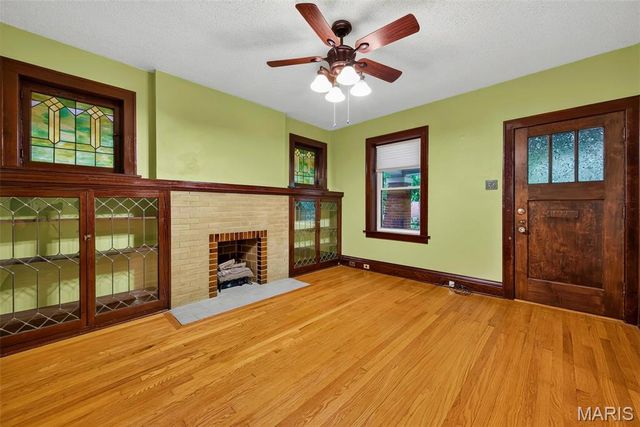 5417 Grace Avenue, St Louis, MO 63116