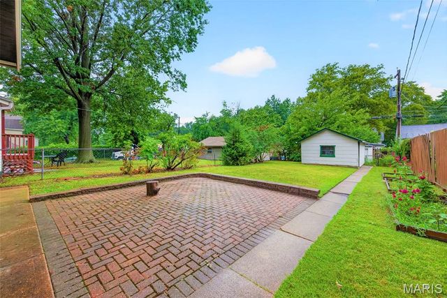 5417 Grace Avenue, St Louis, MO 63116