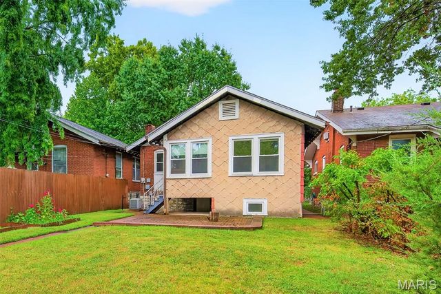 5417 Grace Avenue, St Louis, MO 63116