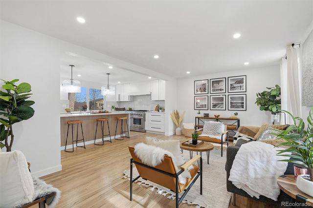 4184 S Syracuse Street, Denver, CO 80237