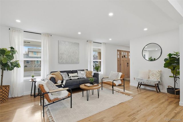 4184 S Syracuse Street, Denver, CO 80237