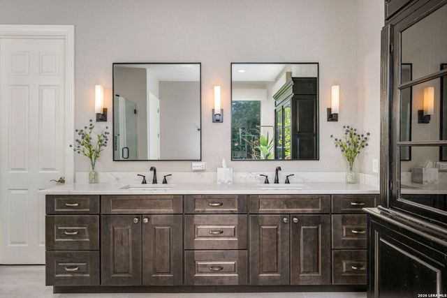 95 Three Lakes, San Antonio, TX 78248