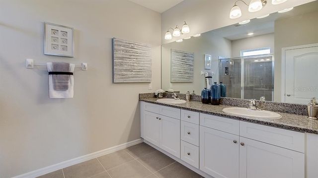 8622 PINECREST TRAIL, Wildwood, FL 34785