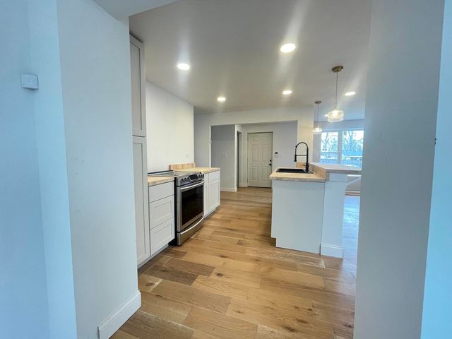 2521 120th Street, Blue Island, IL 60406