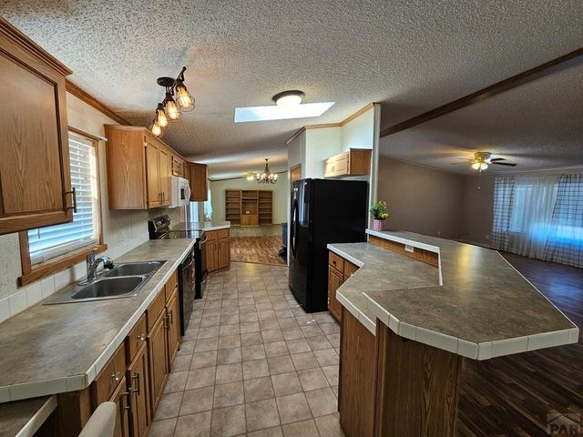 124 W 3rd Ave, Springfield, CO 81073