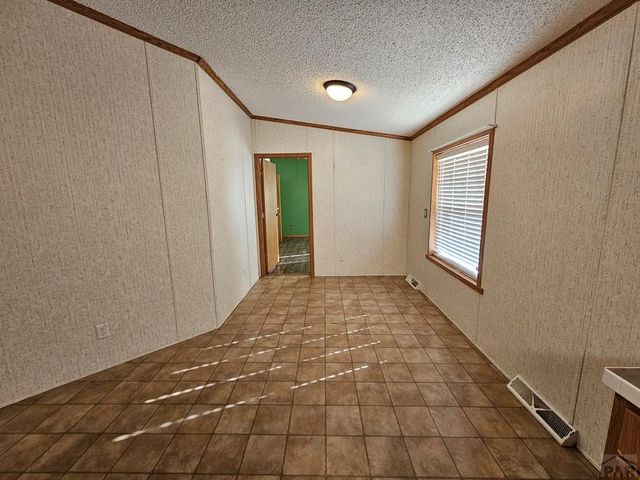 124 W 3rd Ave, Springfield, CO 81073