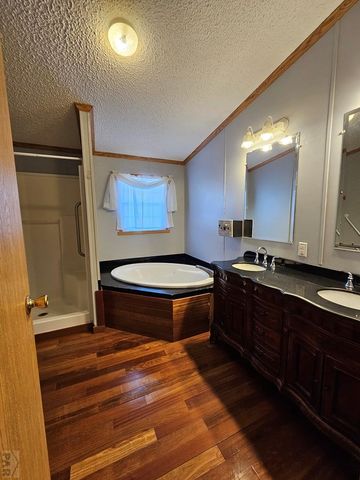 124 W 3rd Ave, Springfield, CO 81073