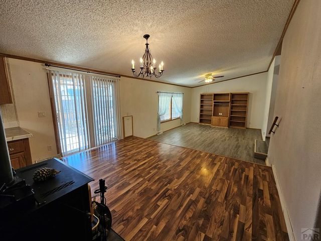 124 W 3rd Ave, Springfield, CO 81073