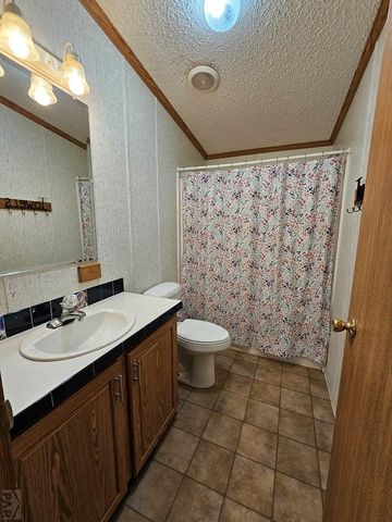 124 W 3rd Ave, Springfield, CO 81073