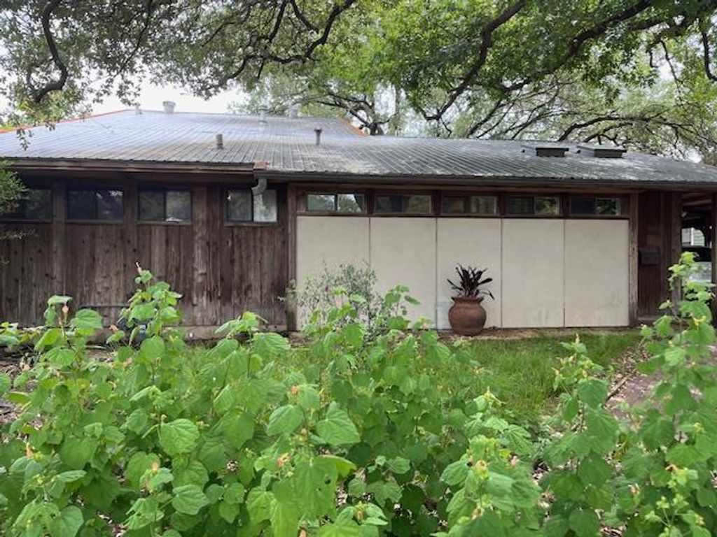 1211 Ruth Ave, Austin, TX 78757