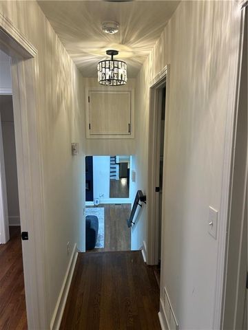 3278 Amhurst Drive NW, Atlanta, GA 30318