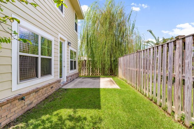 120 Brandywine Road, Freeport, FL 32439