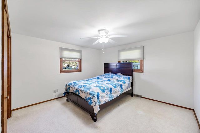 1715 BEAVER DAM DRIVE, Green Bay, WI 54304