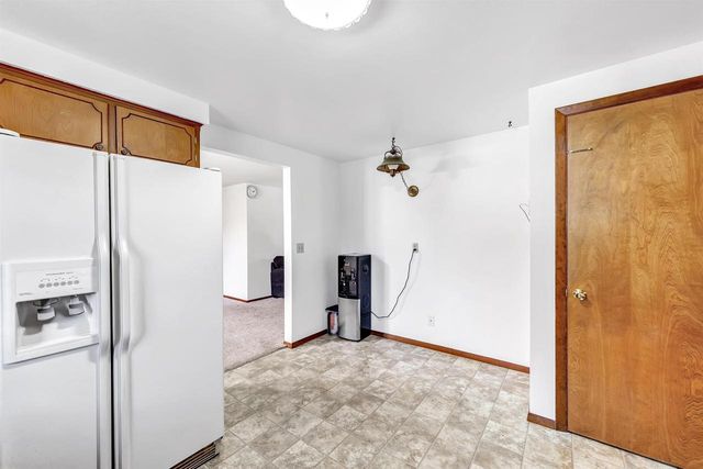 1715 BEAVER DAM DRIVE, Green Bay, WI 54304