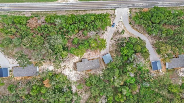 3332 Fm 1697, Ledbetter, TX 78946