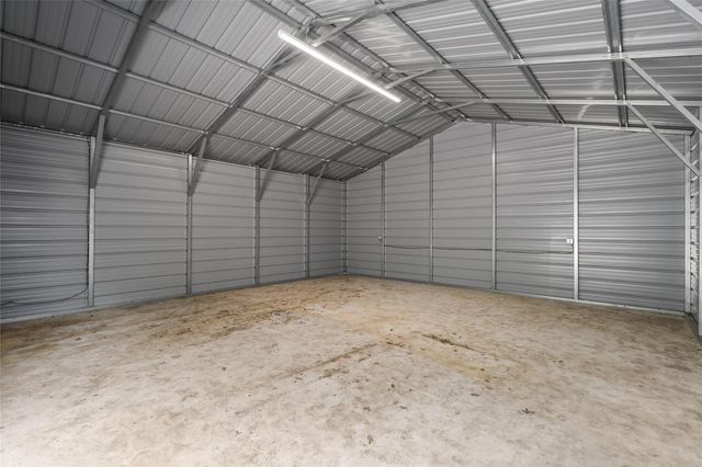 3332 Fm 1697, Ledbetter, TX 78946